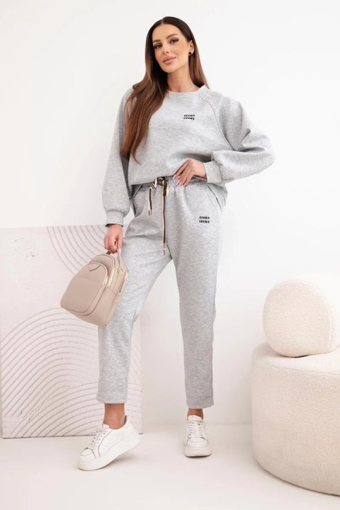 Komplet damski masełkowy z wiskozy z bluzą i spodniami szary