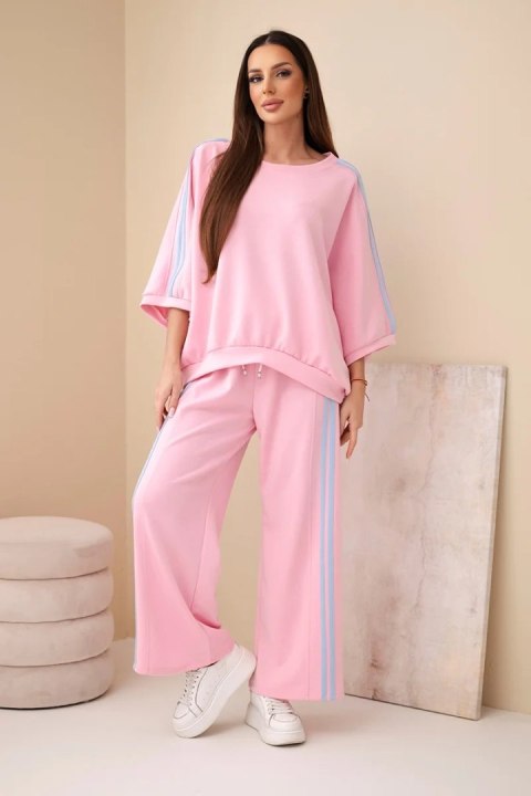 Komplet damski wiskozowy masełko z szeroką nogawką i luźną bluzą jasno różowy