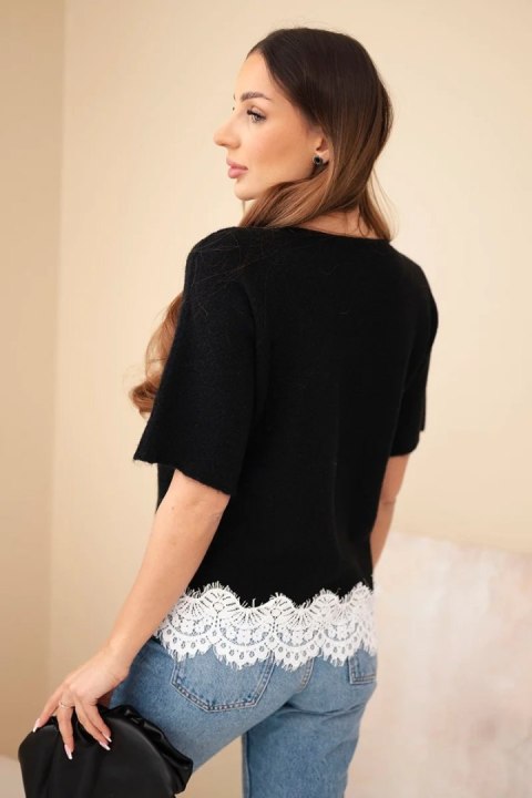 Sweter damski z krótkim rękawem i koronką czarny