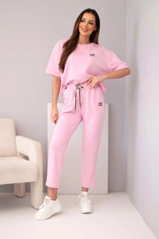 Komplet damski wiskozowy masełko z krótkim rękawem i spodniami z podwijaną nogawką jasny różowy