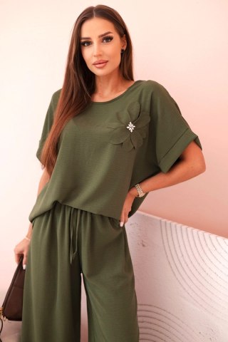 Komplet damski z wiskozy z ozdobnym kwiatem i szerokimi spodniami khaki