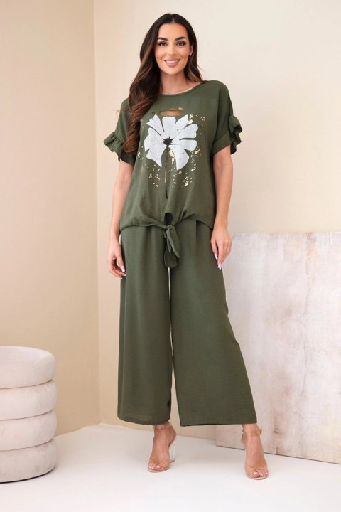 Komplet damski wiskozowy z bluzką z nadrukiem i spodniami khaki