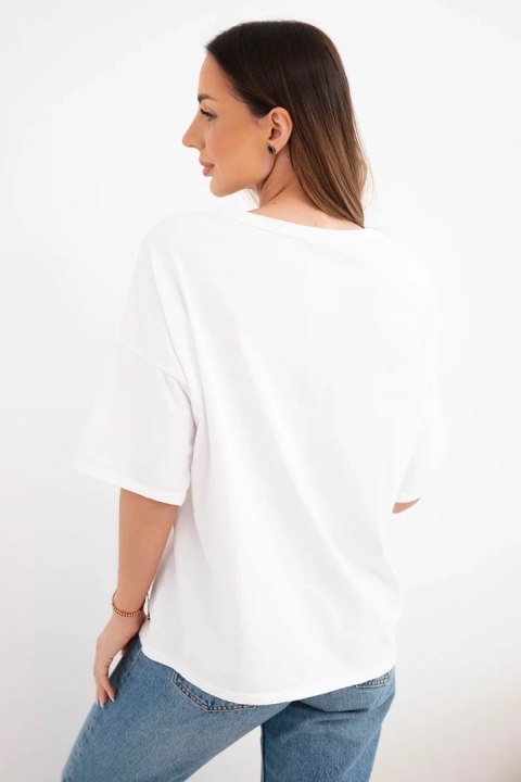 Bluzka damska bawełniana oversize z krótkim rękawem i modnym nadrukiem biała
