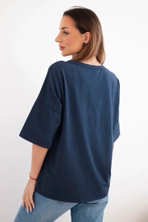 Bluzka damska bawełniana oversize z krótkim rękawem i modnym nadrukiem granatowa