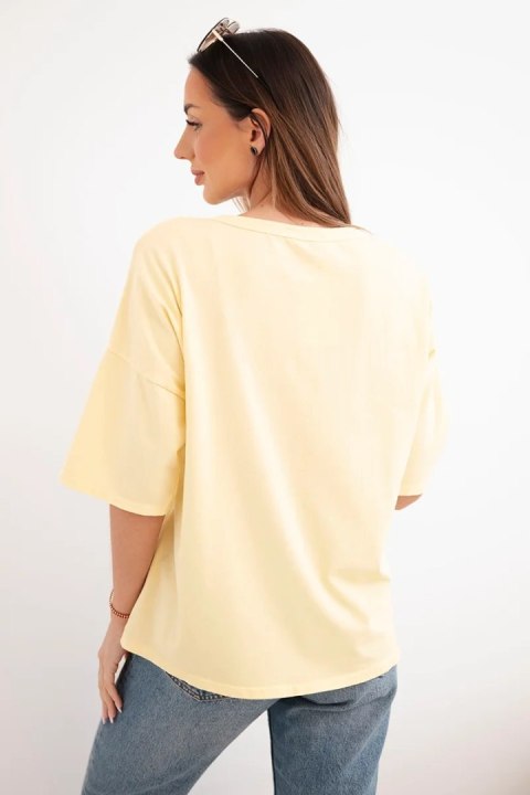 Bluzka damska bawełniana oversize z krótkim rękawem i modnym nadrukiem żółta