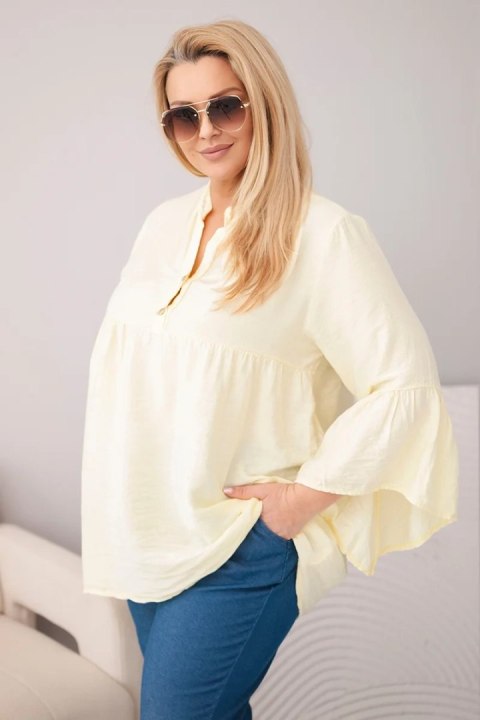 Bluzka damska wiskozowa Plus Size z falbaniastym rękawem i dekoltem V żółta