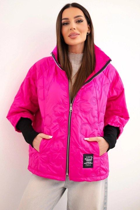 Kurtka damska wiosenna pikowana z ozdobnym tłoczeniem i zamkiem fuksja