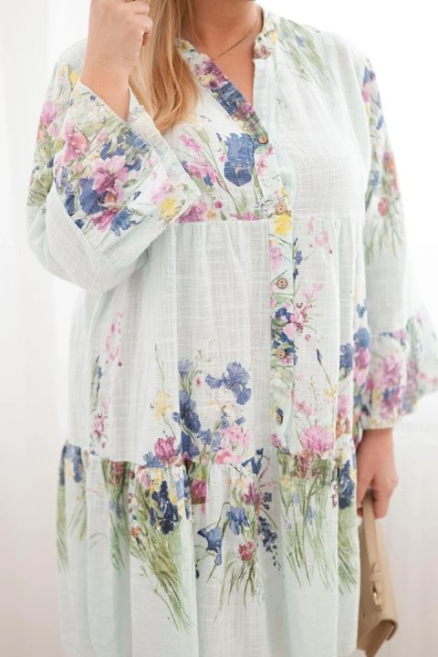 Sukienka damska bawełniana Plus Size z dekoltem V i guzikami kwiatowy wzór miętowa