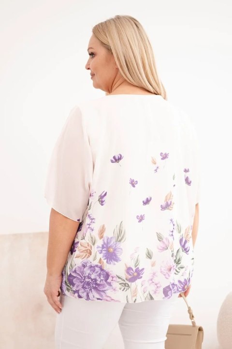 Bluzka damska Plus Size z krótkim rękawem i kwiatowym printem fioletowa