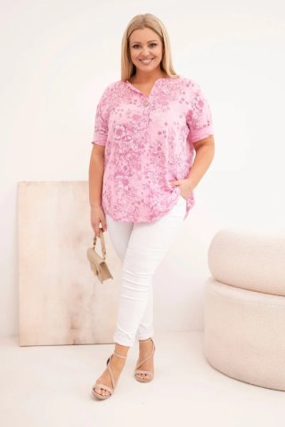 Bluzka damska bawełniana Plus Size z krótkim rękawem i ozdobnym guzikiem jasno różowa
