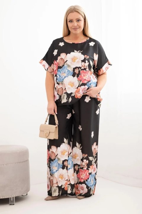 Komplet damski Plus Size z bluzką i spodniami w kwiaty z szeroką nogawką czarny