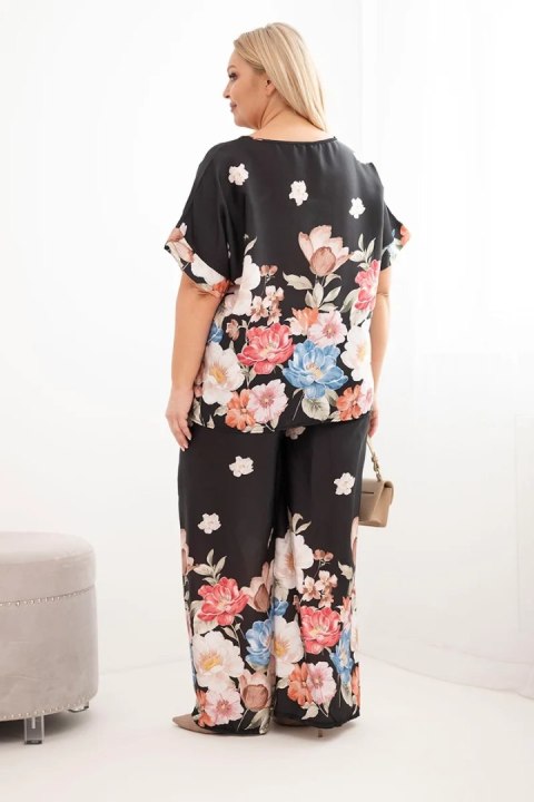 Komplet damski Plus Size z bluzką i spodniami w kwiaty z szeroką nogawką czarny