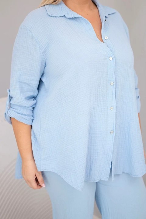 Komplet damski muślinowy Plus Size z koszulą zapinaną na guziki i spodniami z szeroką nogawką niebieski