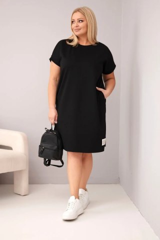 Sukienka damska Plus Size z krótkim rękawem i kieszeniami czarna