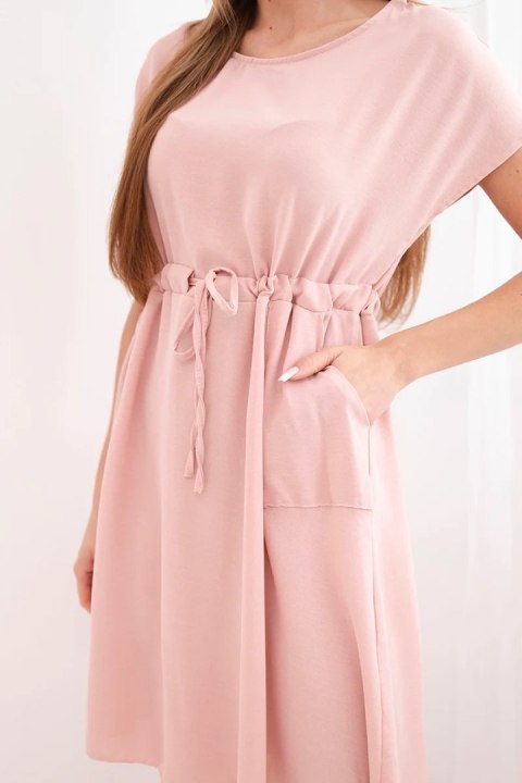 Sukienka damska z krótkim rękawem i wiązaniem w pasie ciemny pudrowy róż