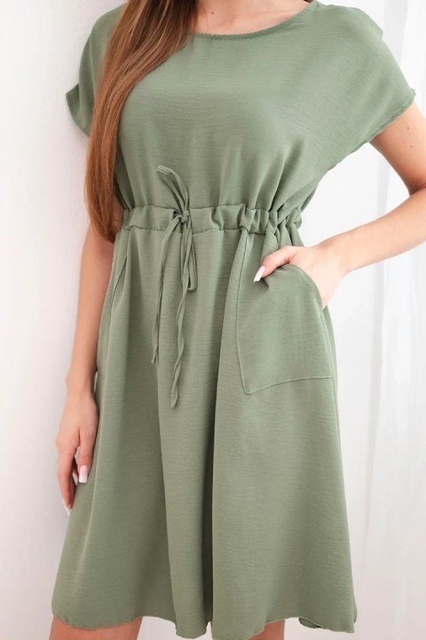 Sukienka damska z krótkim rękawem i wiązaniem w pasie khaki