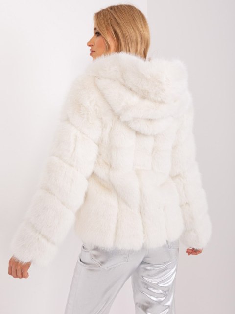 Kurtka AT-KR-2386.00P ecru S/M