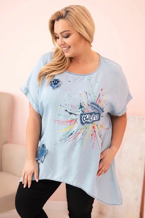 Bluzka damska Plus Size z naszywkami jasno jeansowa