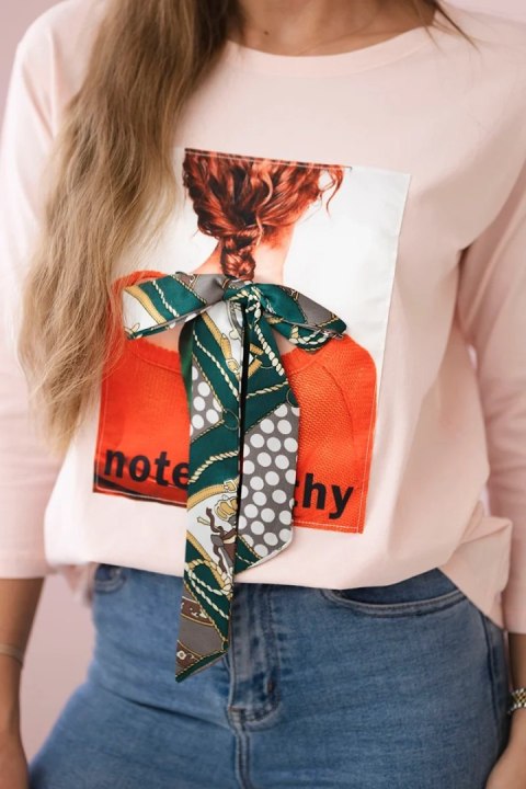 Bluzka z grafiką 3D Noteworthy pudrowy róż