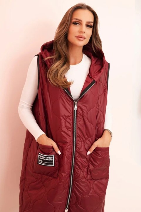 Kamizelka damska pikowana Plus Size z kapturem zapinana na zamek bordowa