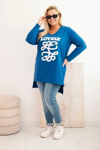 Bluzka damska Plus Size bawełniana z napisem i dekoltem V chabrowa