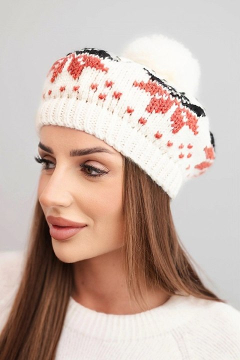 Czapka damska zimowa wełniana z motywem śnieżynek i pomponem K457 ecru