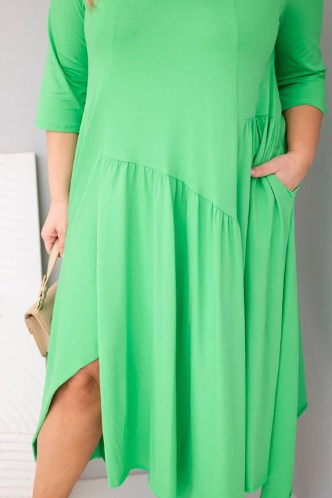 Sukienka damska bawełniana Plus Size z asymetrycznym dołem jasno zielona