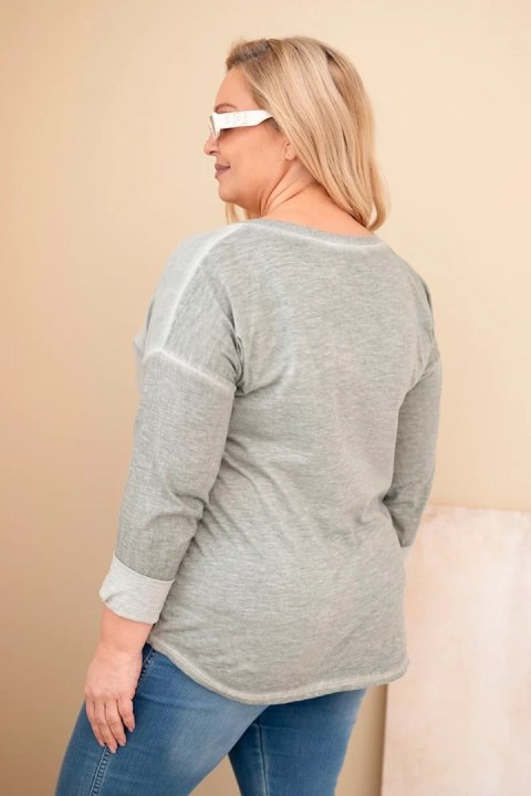 Bluzka damska Plus Size przecierana z napisem i perełkami khaki