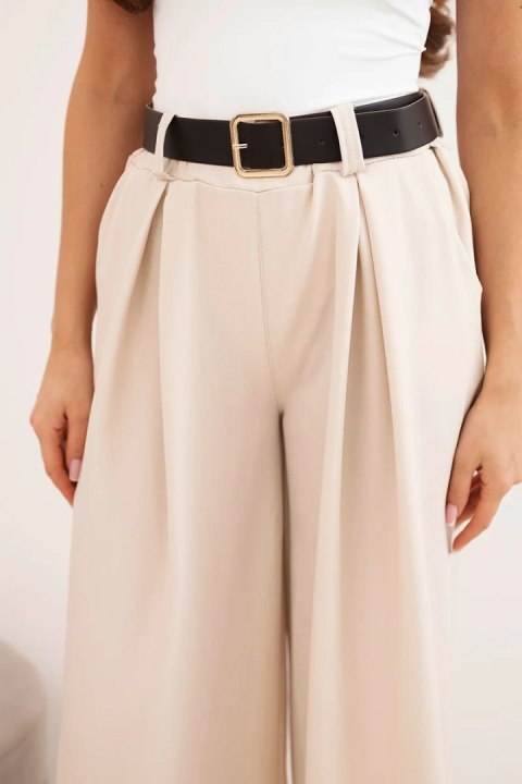 Spodnie damskie z szeroką nogawką i paskiem jasno beżowe