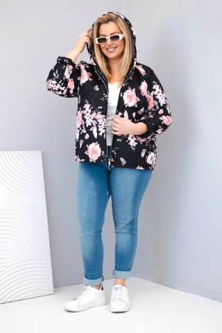 Kurtka damska wiosenna pikowana Plus Size z kapturem i kwiatowym wzorem czarna