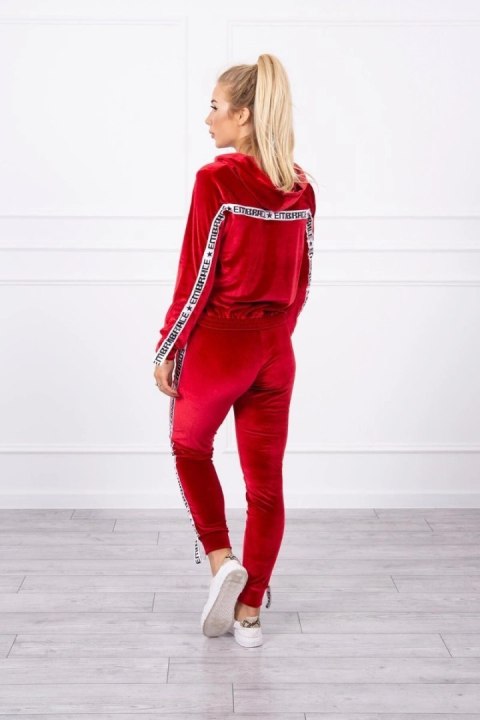 Komplet welurowy z ozdobnymi taśmami czerwony