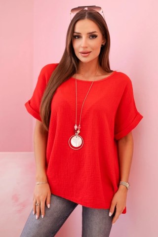 Bluzka muślinowa z naszyjnikiem czerwona