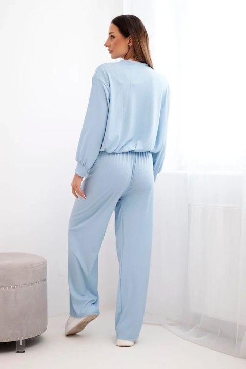 Komplet damski wiskozowy bluza z wisiorkiem i szerokie spodnie niebiieski